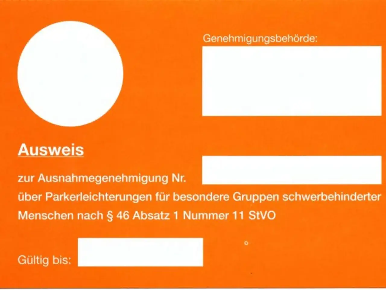 Oranger Parkausweis Berlin für Parkerleichterungen für Schwerbehinderte. Gültig bis: [Datum].